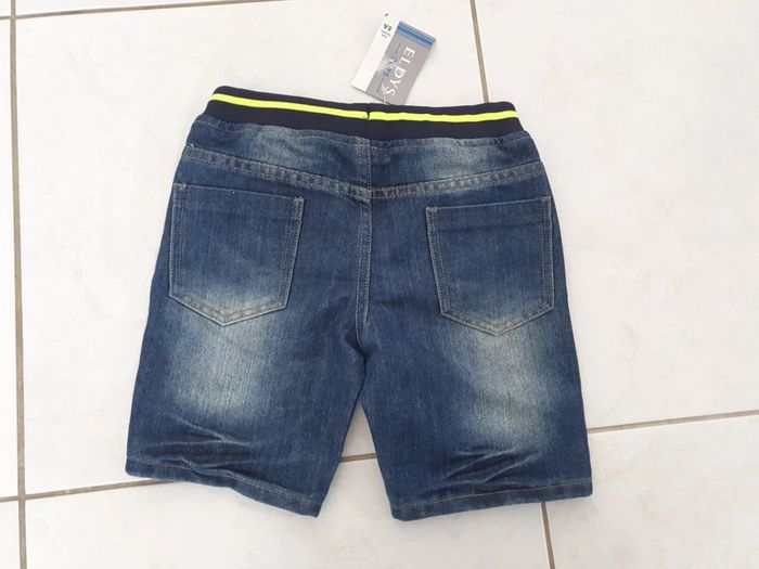 Short garçon jean 8 ans Neuf HIZ - photo numéro 4