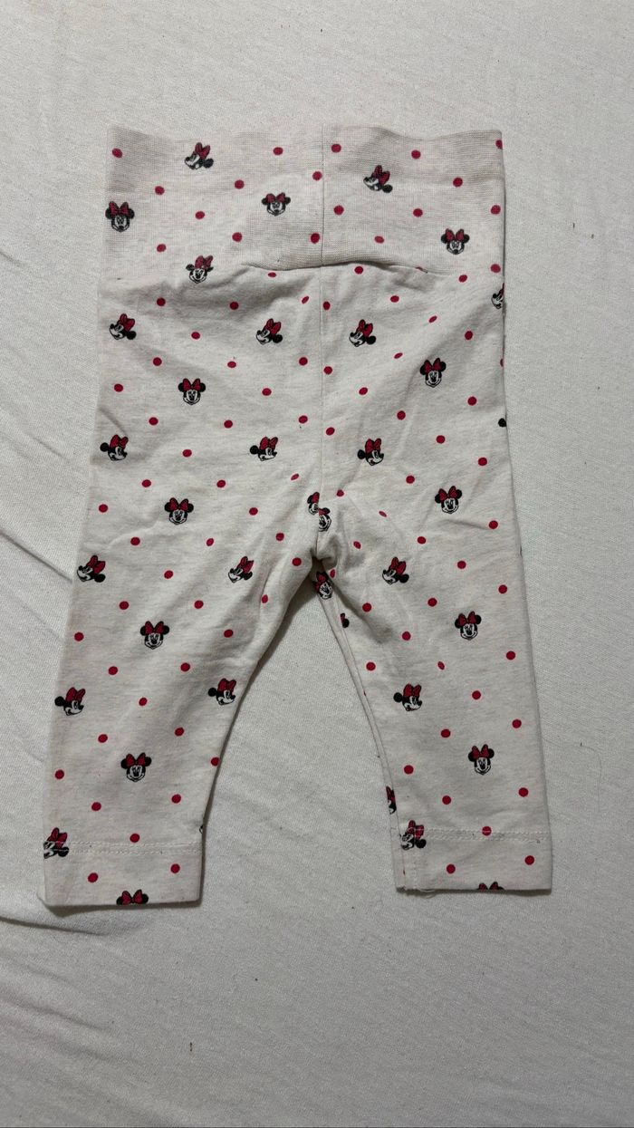 🐭 Legging Minnie beige avec motifs petits pois rouges et tête de Minnie – H&M – 62 - photo numéro 2