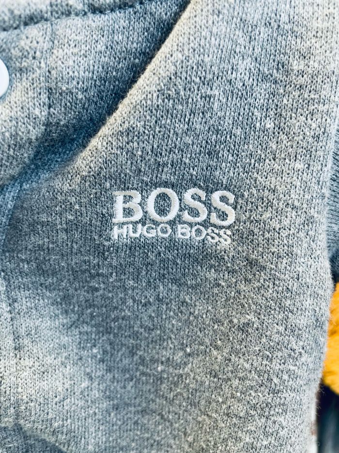 Gilet Hugo boss 3 mois - photo numéro 3
