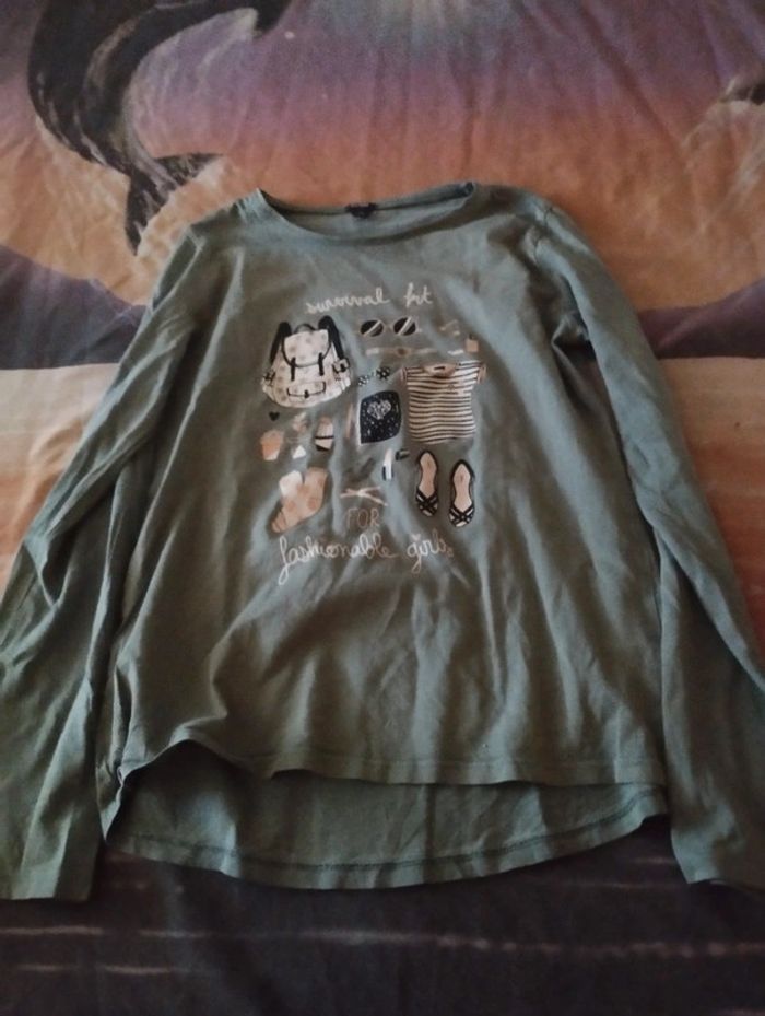 T-shirt taille 12ans