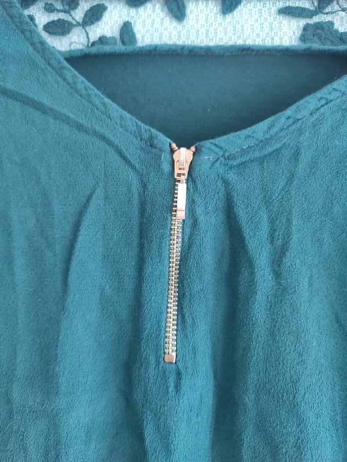 Blouse manches longues dentelle vert émeraude - Drop vert 🌵🍀 - photo numéro 6