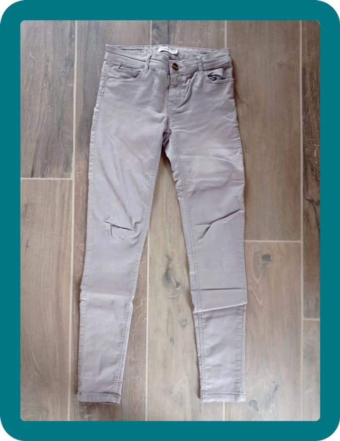 Pantalon beige/taupe Stradivarius bon état taille 36