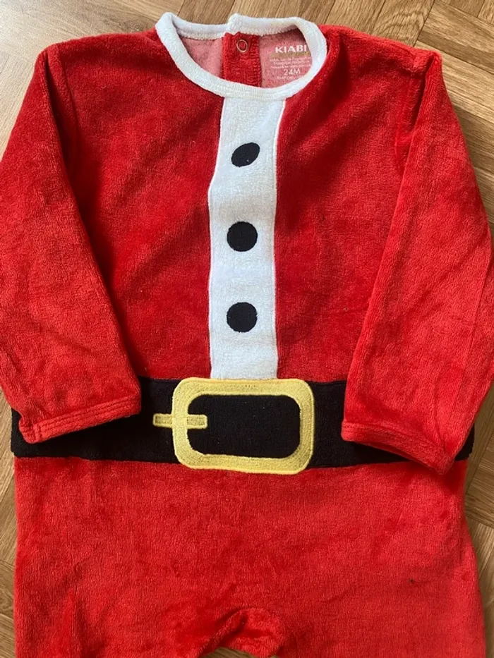 Pyjama une pièce père Noël taille 24 mois Kiabi - photo numéro 2