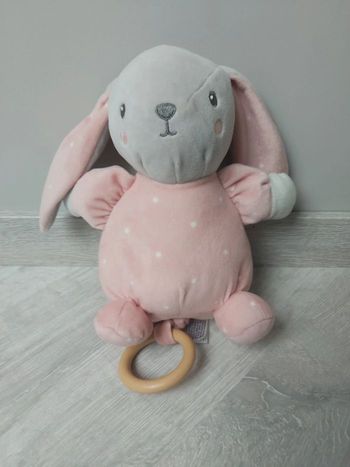 Peluche musicale fille