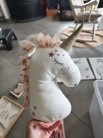 Cale porte licorne 
