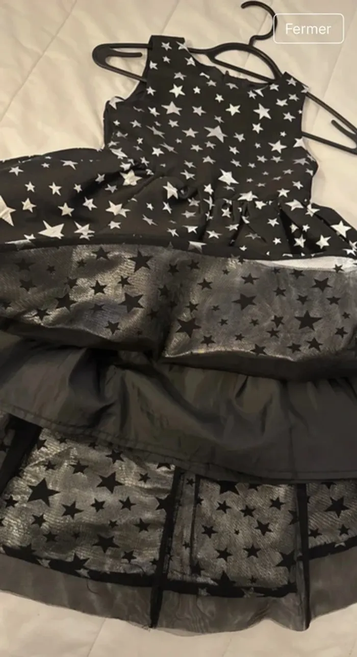 Robe 5/6 ans H&M avec étoiles état impeccable - photo numéro 6