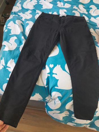 Jean noir super skinny taille 42 de chez New look