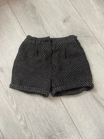 Short noir et doré