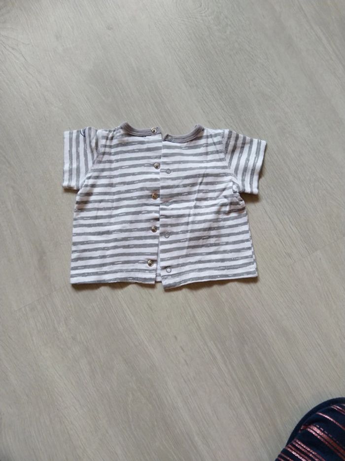 Tee shirt manches courtes 3 mois - photo numéro 2