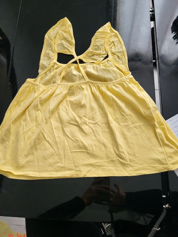 Haut a bretelles kiabi 10 ans