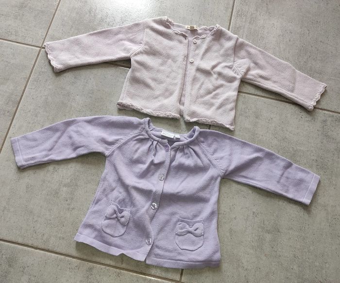 Lot de 2 gilets 12 mois