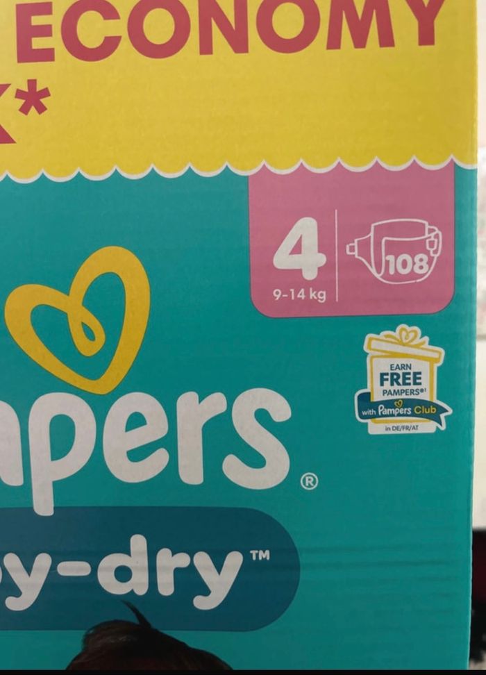 Couches Pampers - photo numéro 2