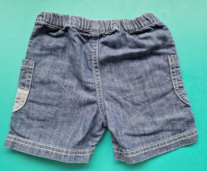 Short en jean garçon _ taille 18 mois _ Les bébés sont comme ça - photo numéro 2