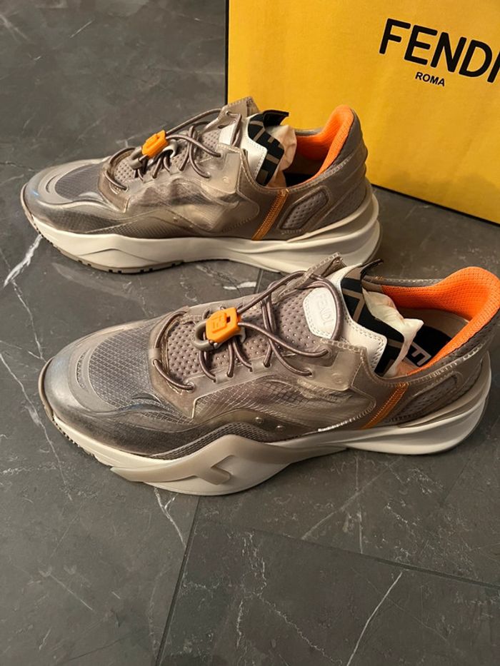Fendi Runner Low Top Gris cendré/Orange - photo numéro 5