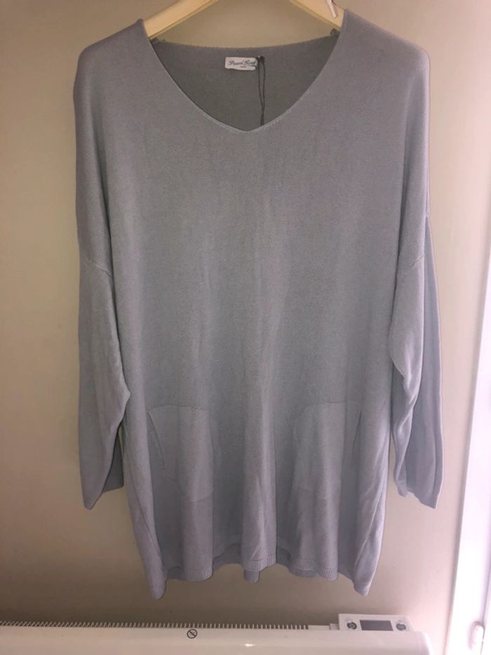 Joli pull long et fin
