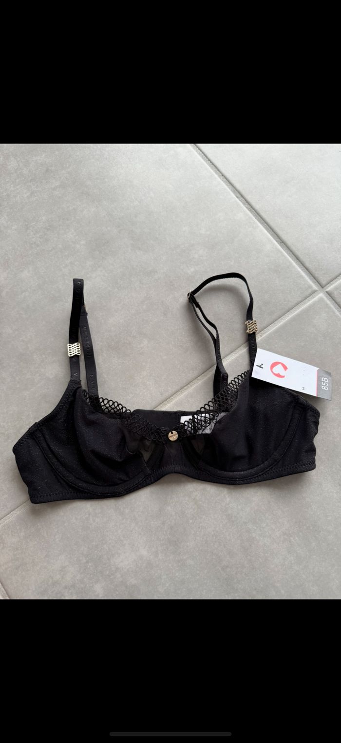 Soutien gorge Lucie noir et pailleté doré Morgan no 85B - photo numéro 3