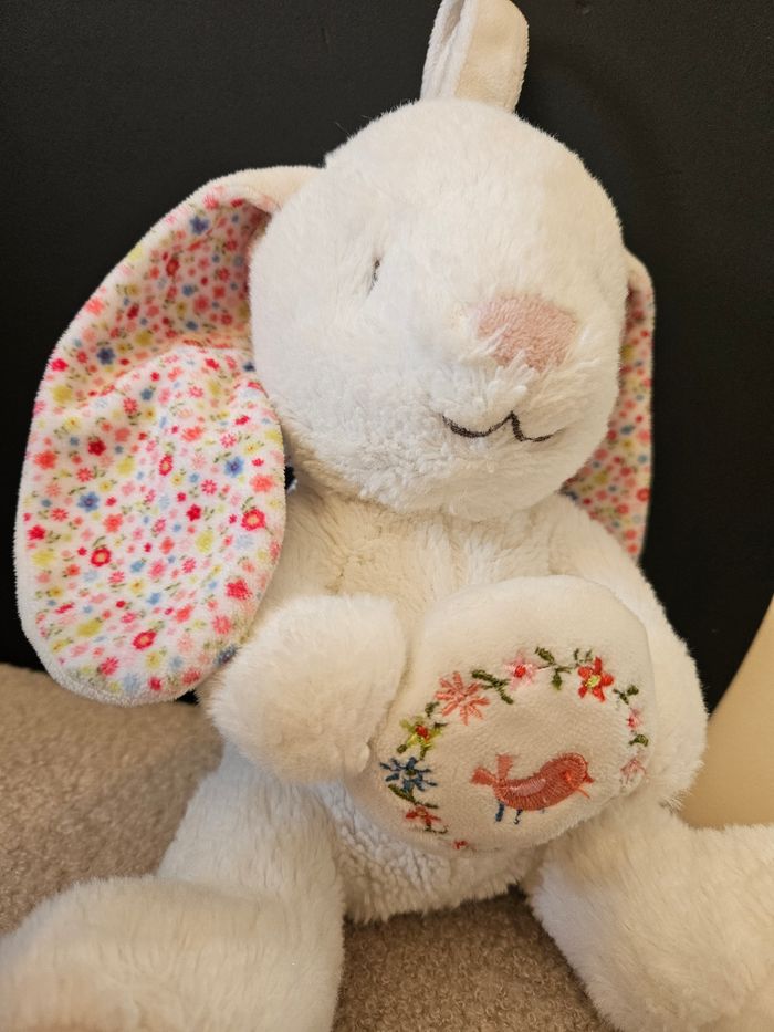 Peluche musicale et son hochet liberty - photo numéro 2