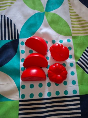 Lot tomate pour dînette 