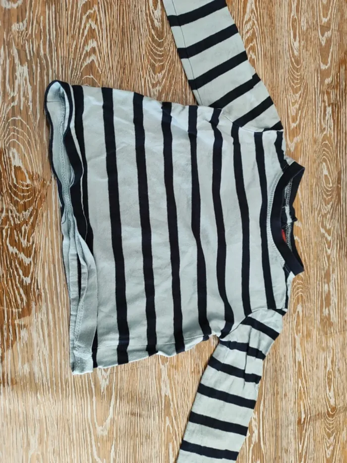 🍁 lot de 5 tee-shirts manches longues taille 18 mois 🍁 - photo numéro 4