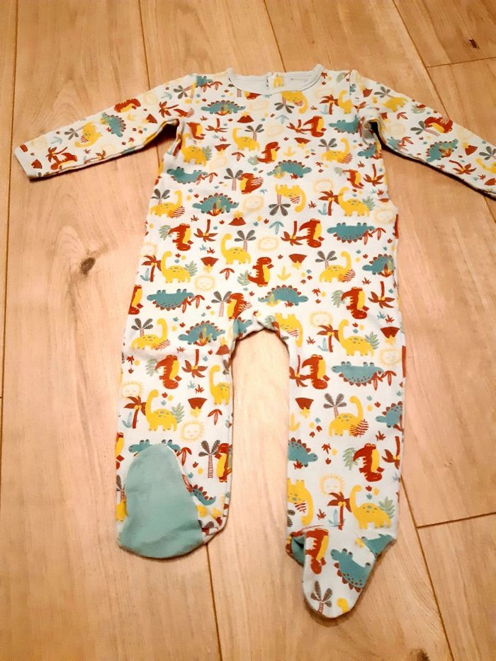 Lot 2 grenouillères 18 mois - photo numéro 2