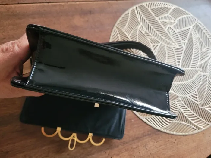 Sac à main en cuir vernis vintage - photo numéro 9