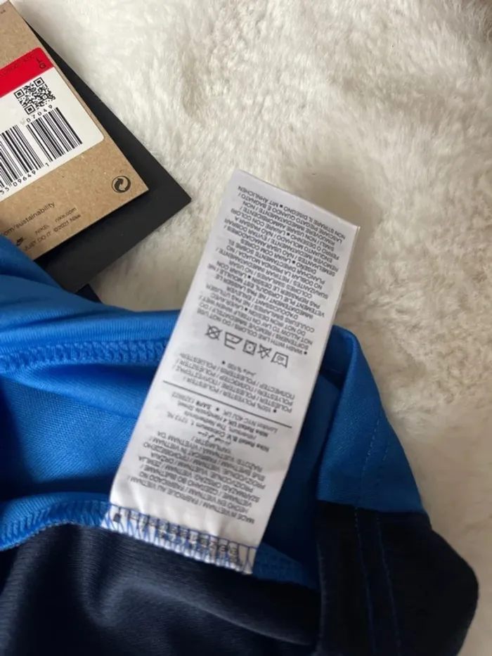 Tee shirt sport Nike - photo numéro 5