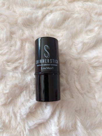 Highlighter Shimmer Stick LouMes'i