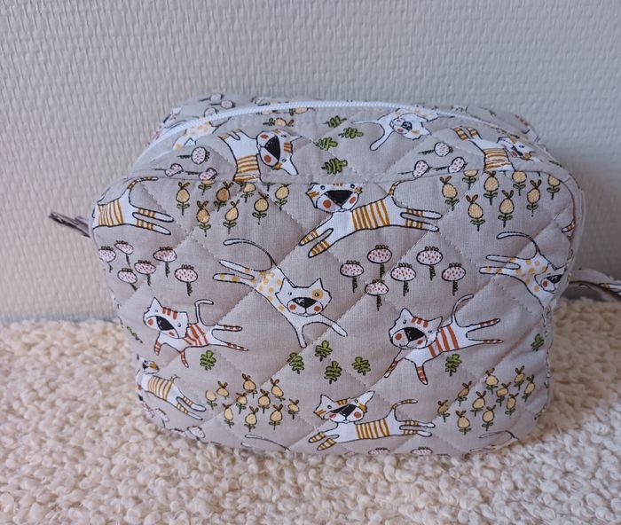 Trousse toilette 🐈 🐈‍⬛ - photo numéro 2