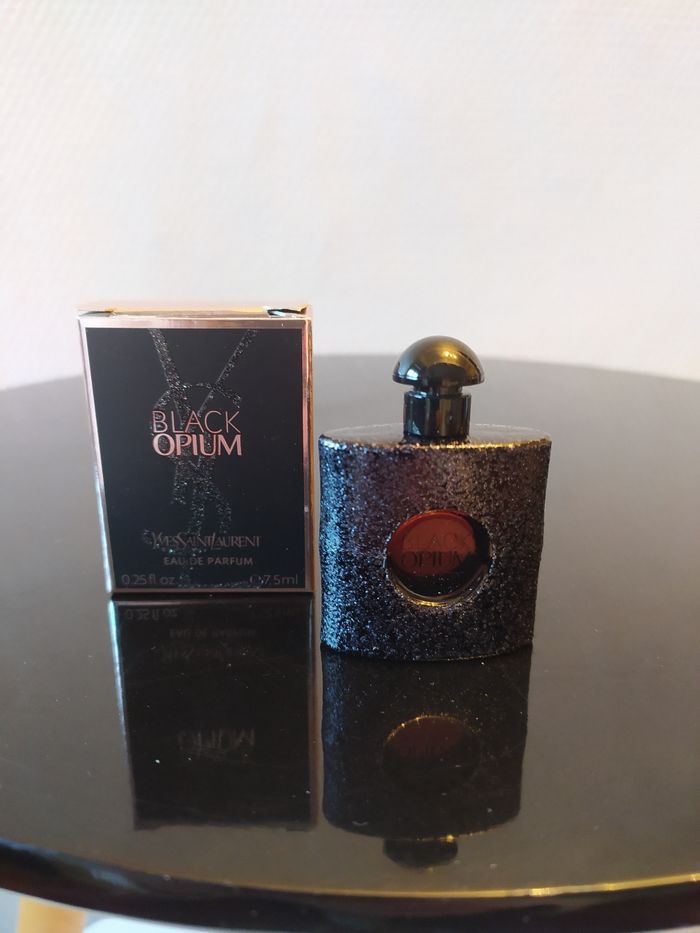 Miniature Black Opium 7,5 ml eau de parfum Yves Saint Laurent