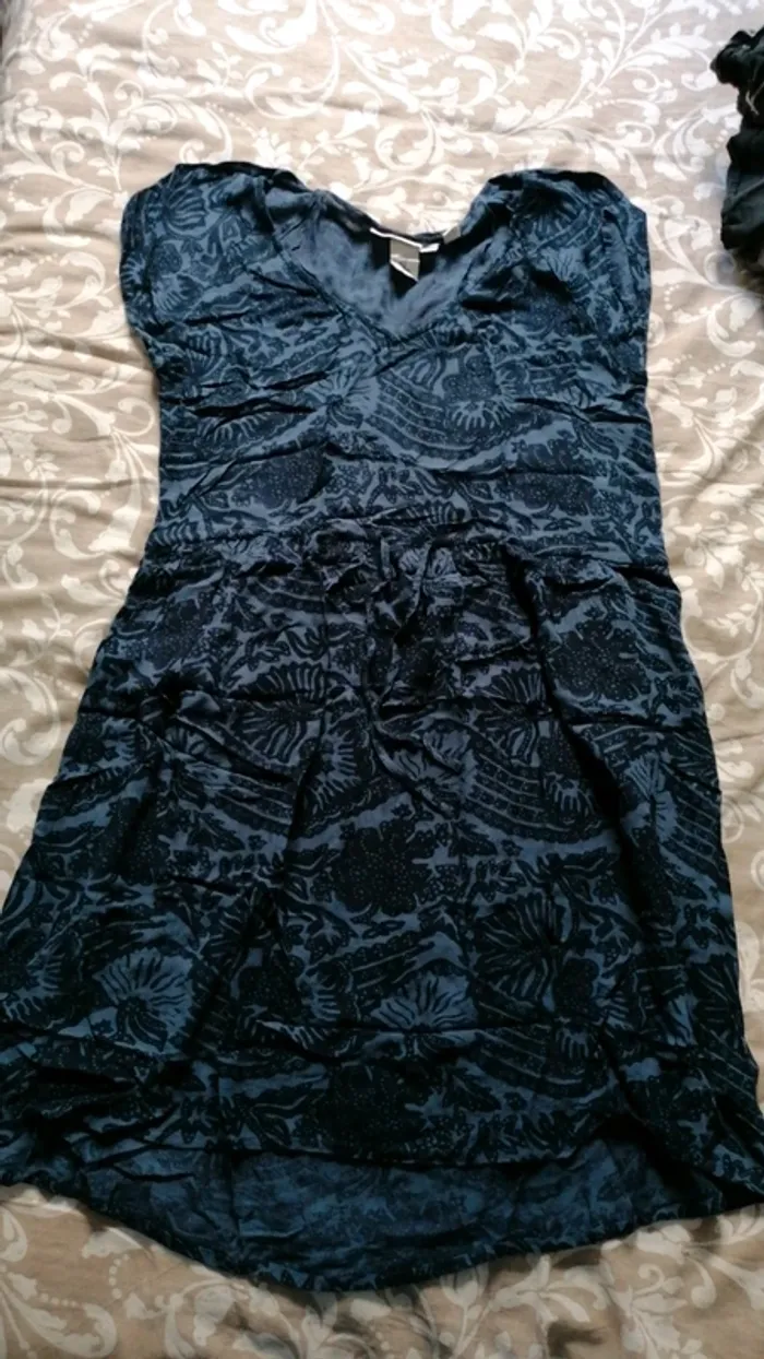 Robe bleue motifs H&M