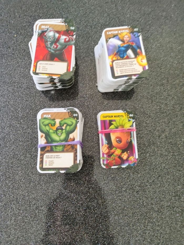 Lot de Fixeez et cartes Marvel 2024 Leclerc - photo numéro 2