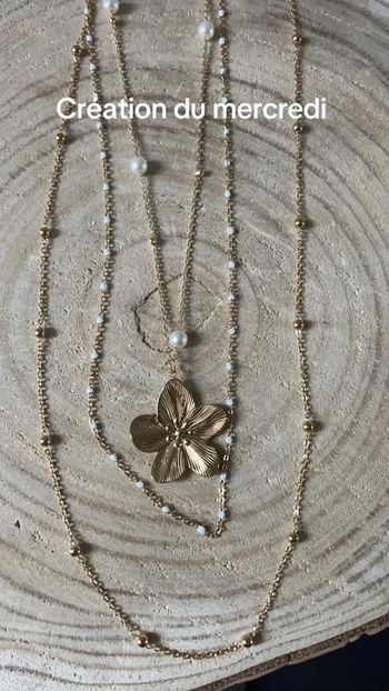 Sautoir fleur et nacre