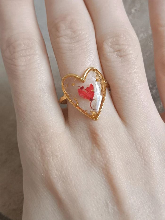 Superbe bague en acier inoxydable et fleur séchée rouge - photo numéro 3