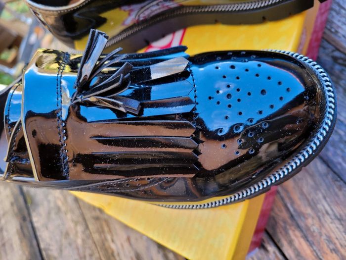 Superbes mocassins vernis noirs Lilybellule, 36, neufs avec boîte - photo numéro 10