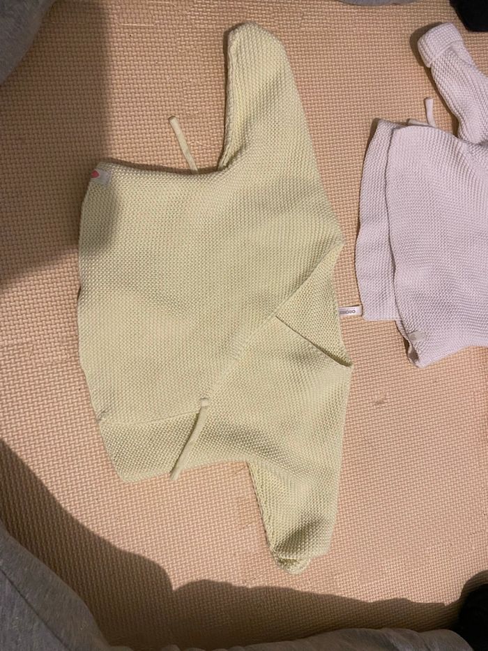 Lot 2 gilets fille – Orchestra – 1 et 3 mois – très bon état