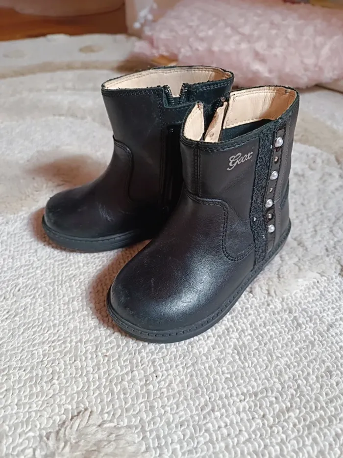Bottines en cuir GEOX taille 22 - photo numéro 2