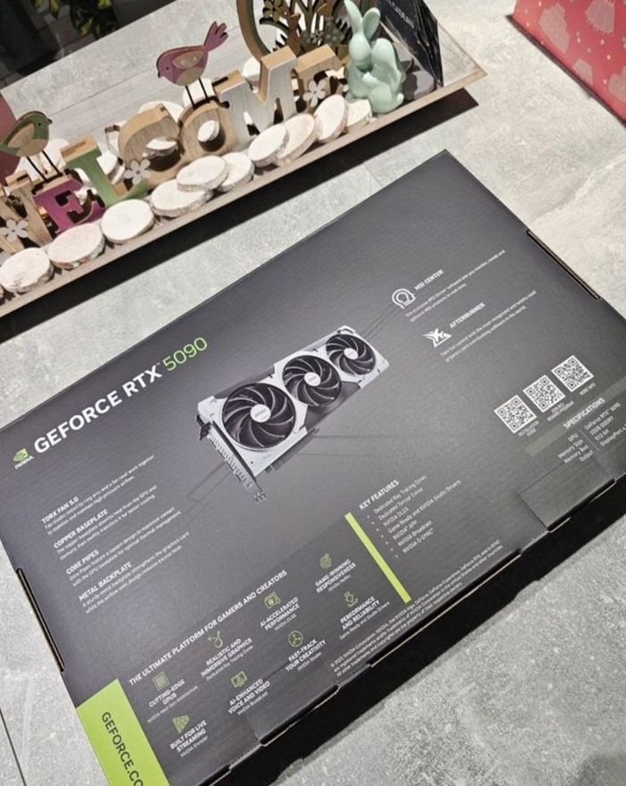Msi rtx 5090 ventus 3x oc neuve - photo numéro 2