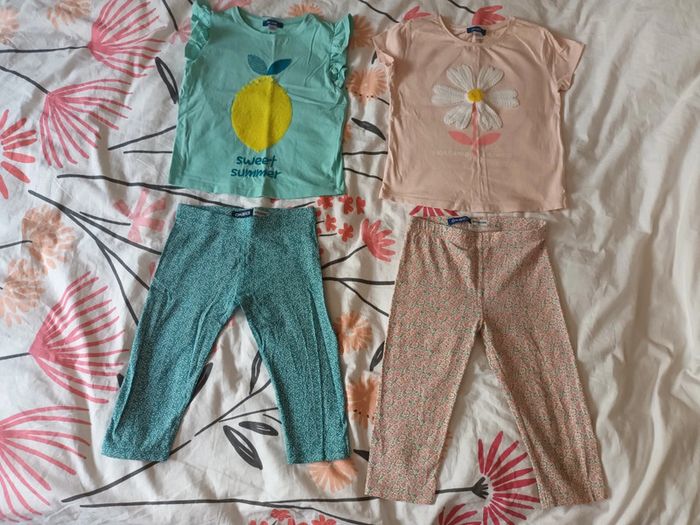 Lot de 2 ensembles okaidi 6 ans