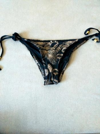 Bas de maillot de bain noir à imprimé floral doré – Goldenpoint – Neuf avec étiquette – Taille 38