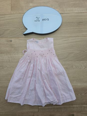 Robe 👗 sans manches 24mois