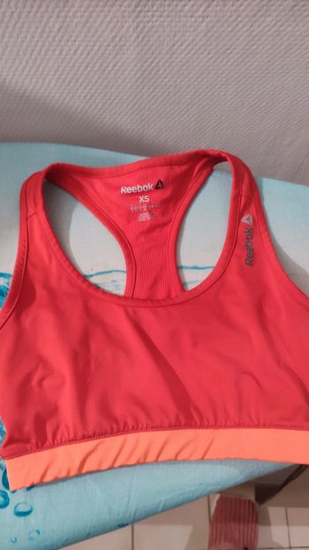 Brassière de sport Reebok taille 34