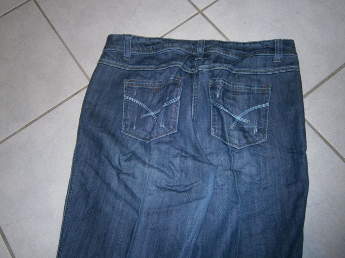 Jeans bleu CAMAIEU Taille 42 - photo numéro 6