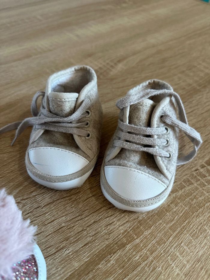2 paires de chaussures 3 mois - photo numéro 3