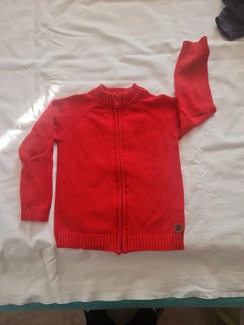 Gilet zippé rouge 2-3 ans