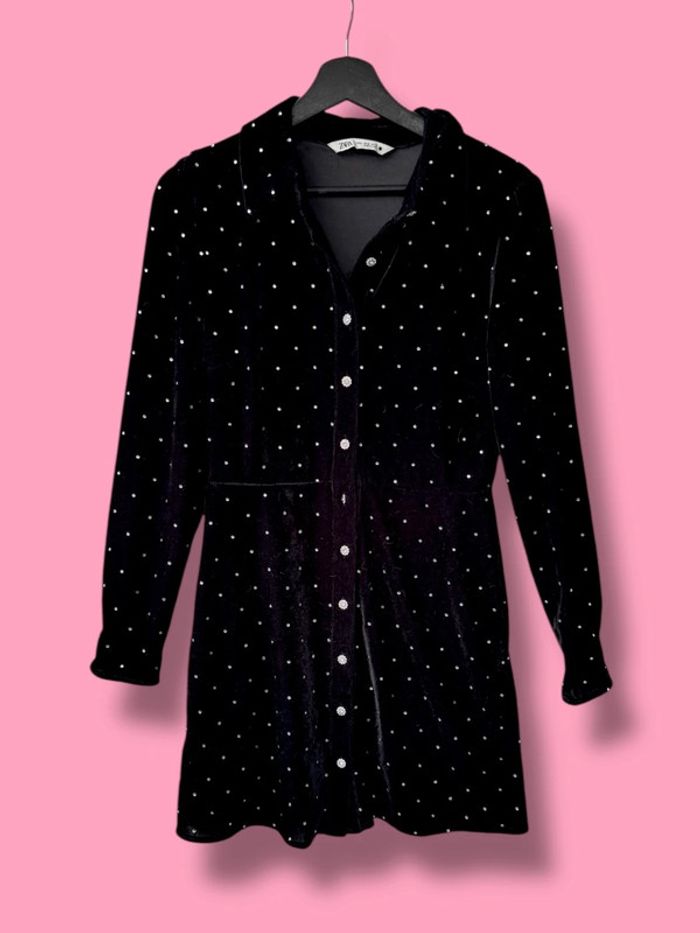 Robe velours et strass Zara