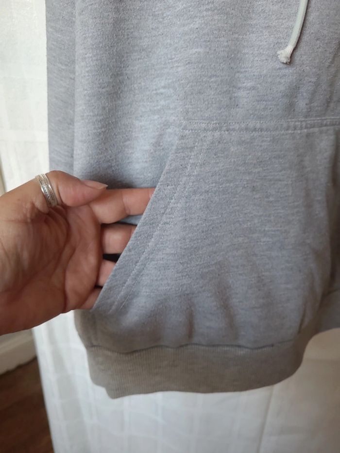 sweat à capuche taille 42 - photo numéro 3