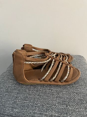 Sandales Primark Pour Filles Taille 27