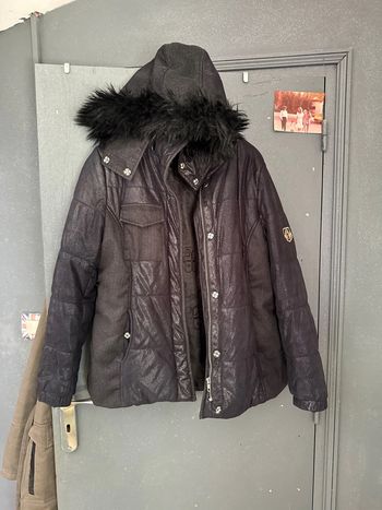 Très beau manteau style serpent chaud Lpb taille 40 noir