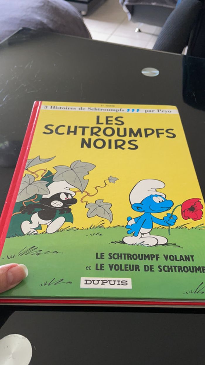 Bande dessinée Les schtroumpfs - photo numéro 4