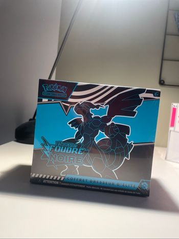 ETB Pokémon Foudre Noire, EV10.5